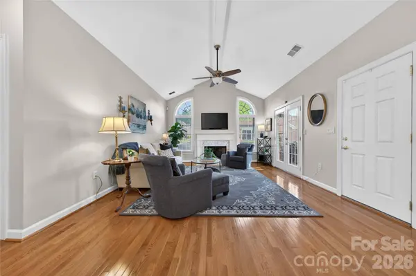 8437 Windsor Ridge DR, Charlotte, NC 28277
