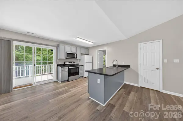 2332 Eargle RD, Charlotte, NC 28269