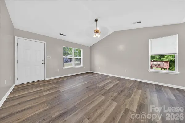 2332 Eargle RD, Charlotte, NC 28269