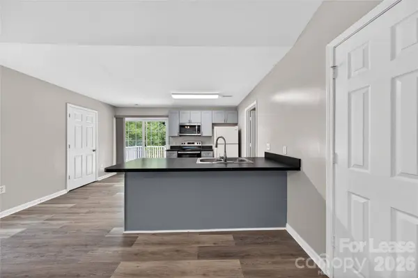 2332 Eargle RD, Charlotte, NC 28269