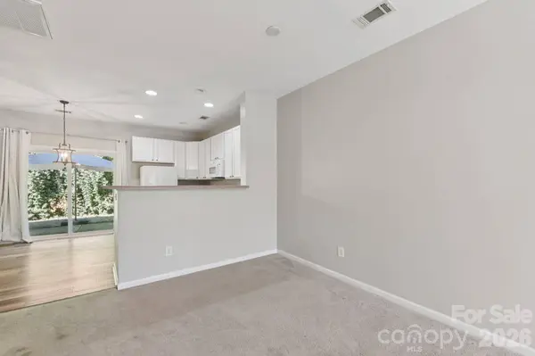 124 Clydesdale CT, Matthews, NC 28104