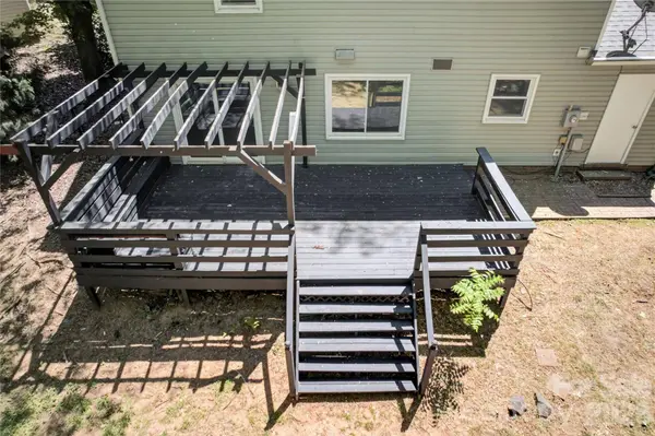 7942 Surreywood PL, Charlotte, NC 28270