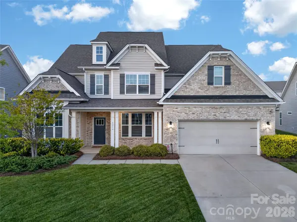 6216 Artigas DR, Fort Mill, SC 29707