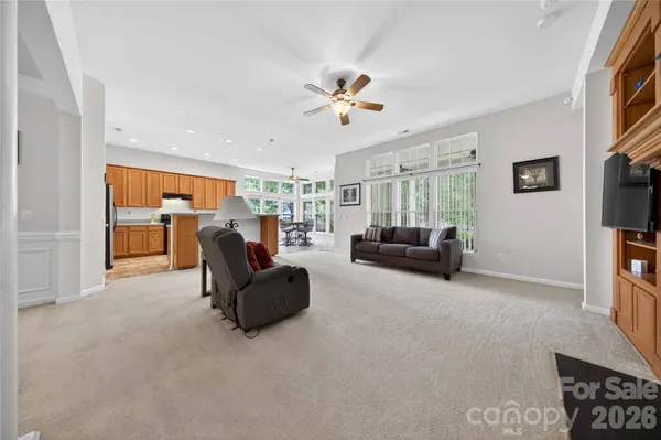 533 Fair Oaks DR, Fort Mill, SC 29708