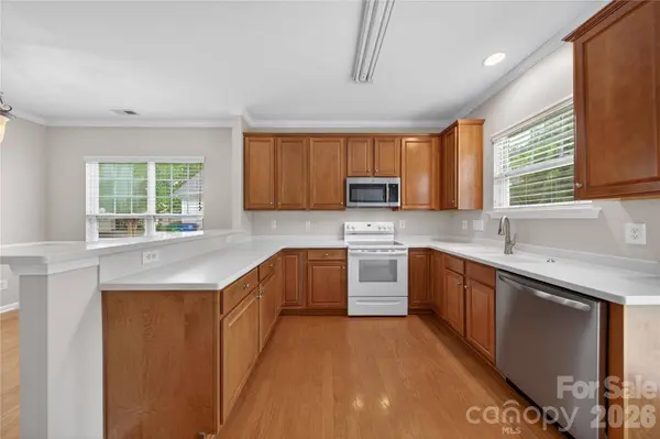 1389 Millbank DR, Matthews, NC 28104