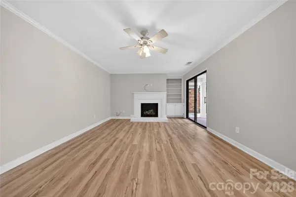 2405 Quail Lake DR, Charlotte, NC 28210