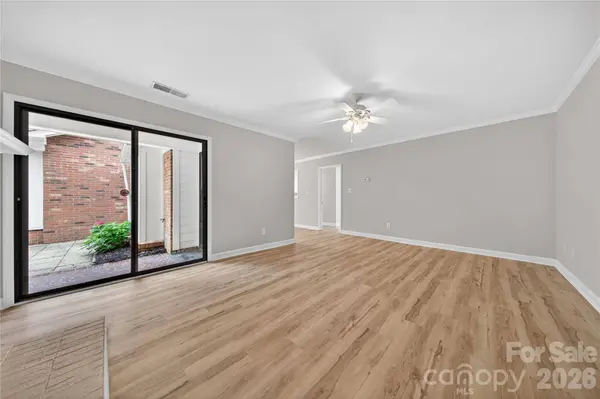 2405 Quail Lake DR, Charlotte, NC 28210