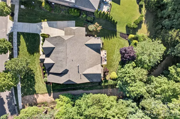 4028 Deer Track CT, Mint Hill, NC 28227