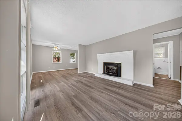520 Inwood DR, Charlotte, NC 28209