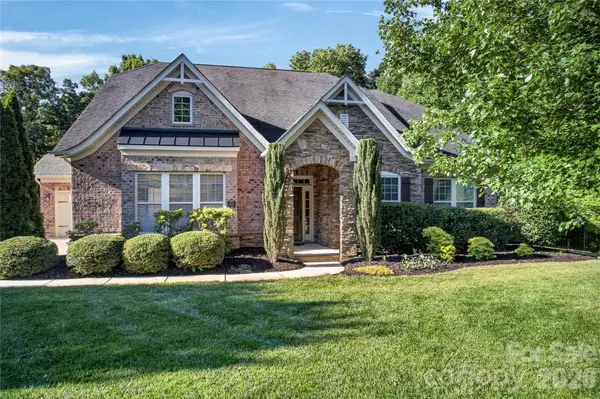 4028 Deer Track CT, Mint Hill, NC 28227