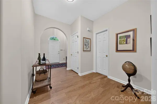 5911 Chalyce LN, Charlotte, NC 28270