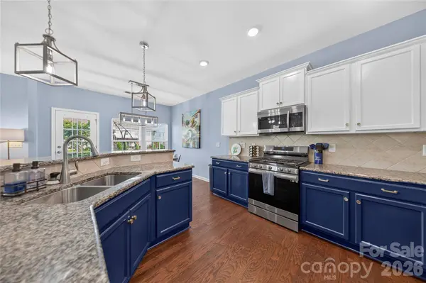 1913 Burning Acres CT, Fort Mill, SC 29715
