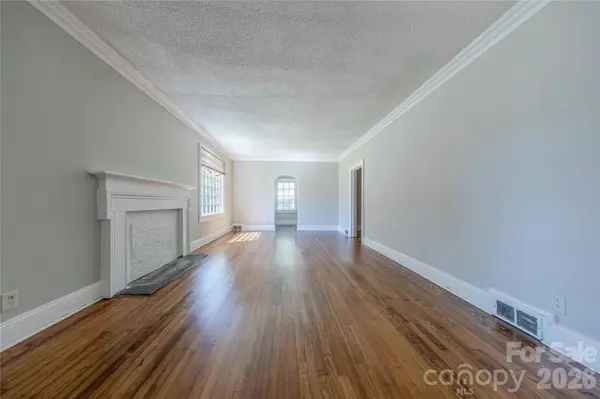 8 Bolt DR, Shelby, NC 28150