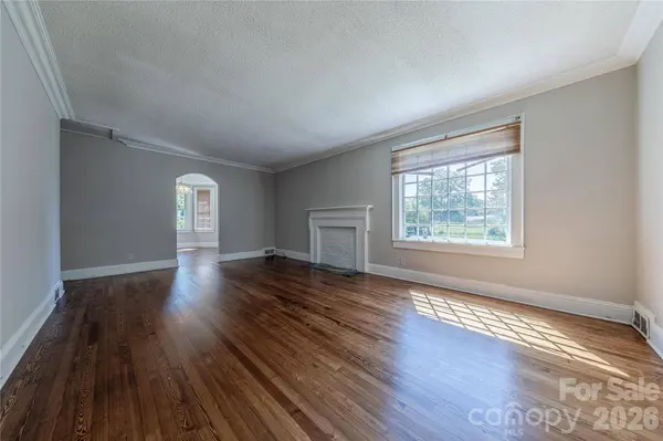 8 Bolt DR, Shelby, NC 28150