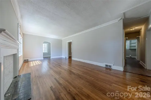 8 Bolt DR, Shelby, NC 28150