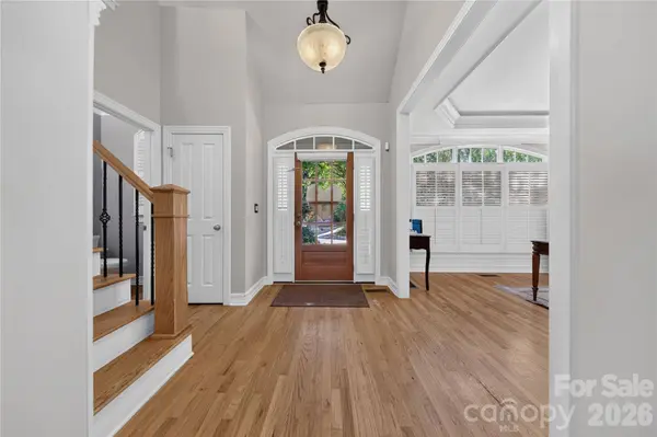 9605 White Hemlock LN, Charlotte, NC 28270