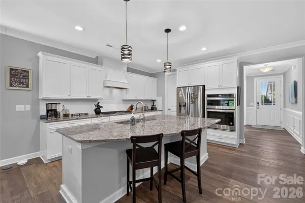 1443 Liberty Row DR, Tega Cay, SC 29708