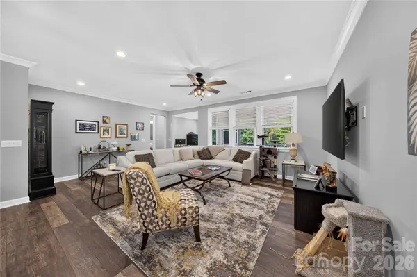 1443 Liberty Row DR, Tega Cay, SC 29708