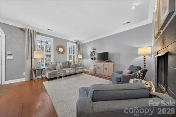 9251 Bonnie Briar CIR, Charlotte, NC 28277