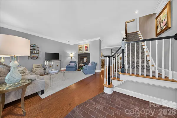 9251 Bonnie Briar CIR, Charlotte, NC 28277