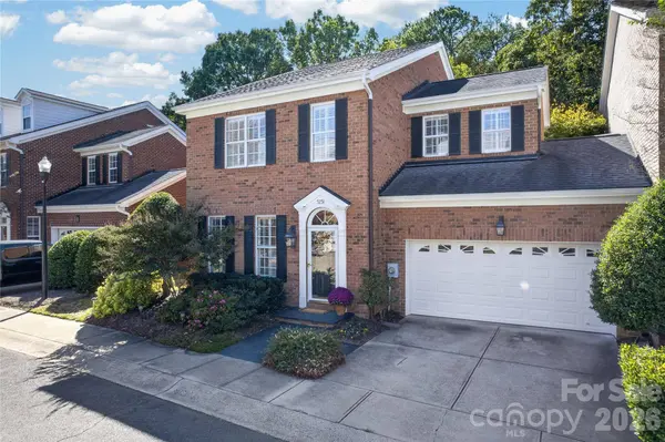 9251 Bonnie Briar CIR