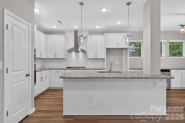 1879 Felts Pkwy, Fort Mill, SC 29715