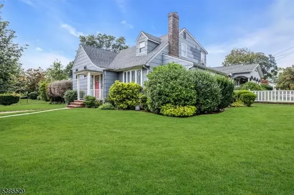 204 Swarthmore Rd, Linden City, NJ 07036