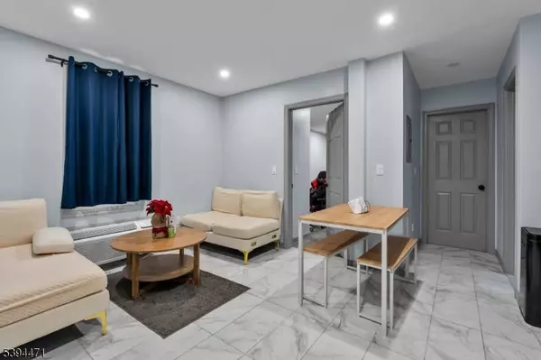 1220 Lincoln St, Linden City, NJ 07036