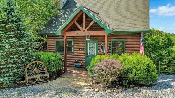 240 Deer Knoll DR, Piney Creek, NC 28663