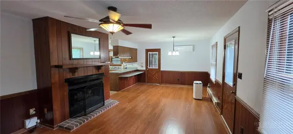 139 Little Creek LN, Glade Valley, NC 28627