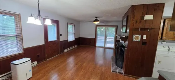 139 Little Creek LN, Glade Valley, NC 28627