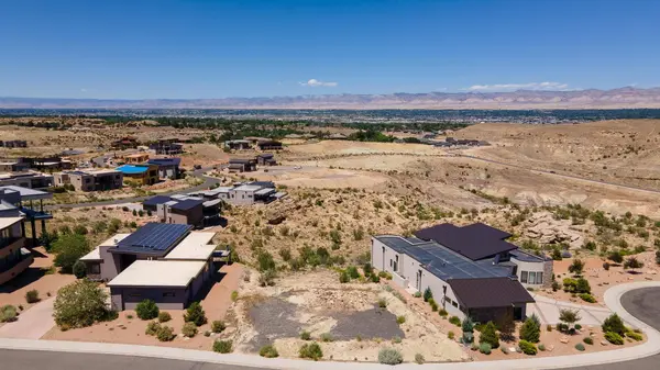 364 Ledges Point #19, Grand Junction, CO 81507-8451