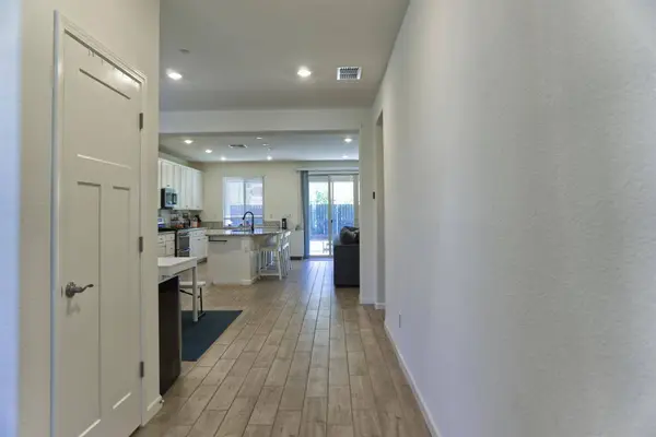 3723 Edington DR, Rancho Cordova, CA 95742