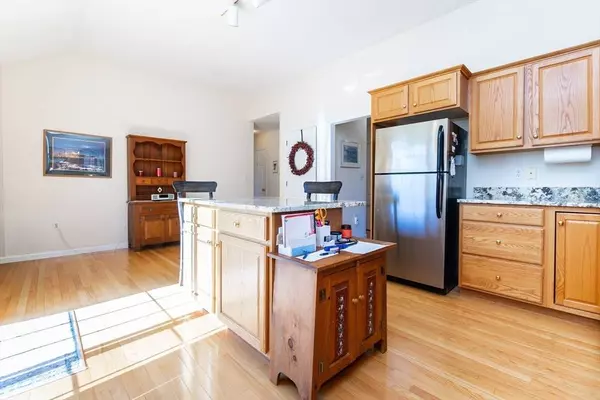 37 Augusta Way #37, Chelmsford, MA 01863