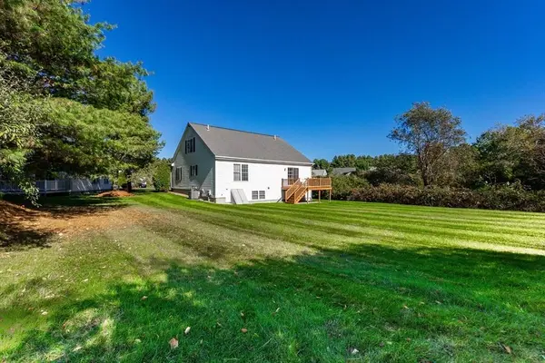 37 Augusta Way #37, Chelmsford, MA 01863