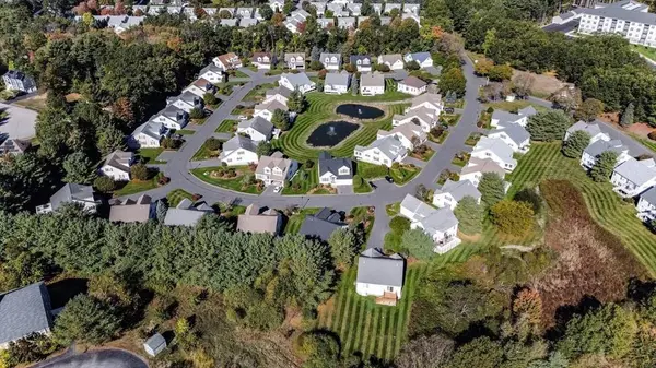 37 Augusta Way #37, Chelmsford, MA 01863