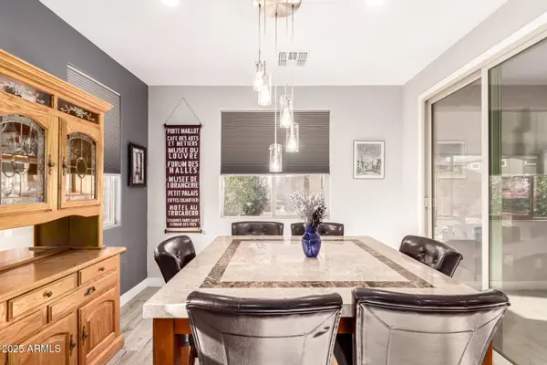 17348 W STRAIGHT ARROW Lane, Surprise, AZ 85387