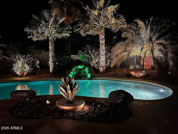 21718 N BLACK BEAR LODGE Drive, Surprise, AZ 85387