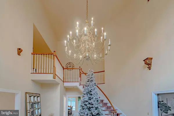 2 WILDERNESS DR, Medford, NJ 08055