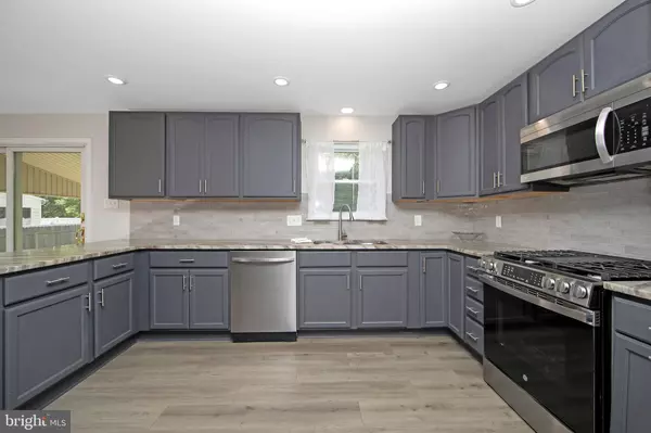 178 FORGE RD, Delran, NJ 08075