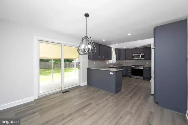 178 FORGE RD, Delran, NJ 08075