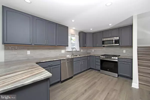 178 FORGE RD, Delran, NJ 08075