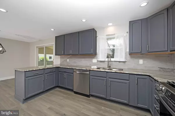 178 FORGE RD, Delran, NJ 08075