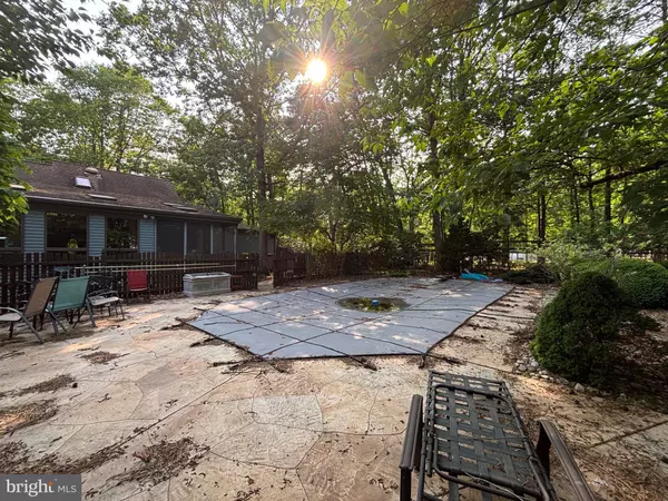 8 VALE DR, Tabernacle Twp, NJ 8088