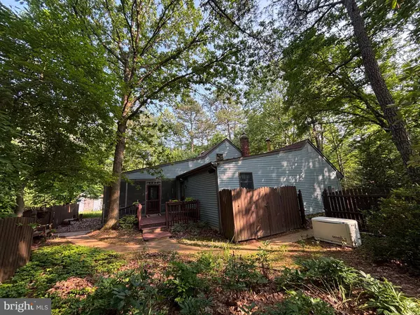 8 VALE DR, Tabernacle Twp, NJ 8088