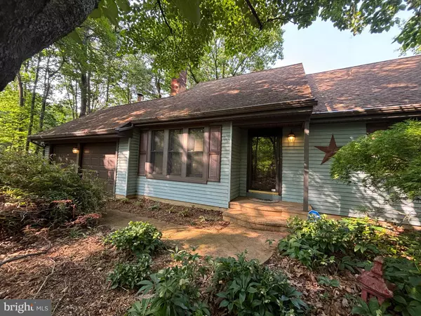 8 VALE DR, Tabernacle Twp, NJ 8088