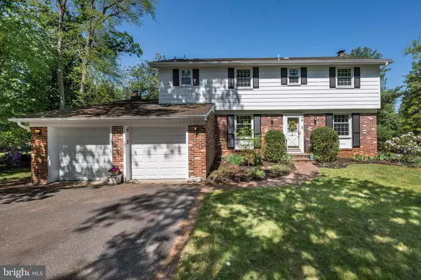 2 BROOKSIDE DR, Medford, NJ 08055