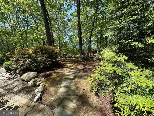 283 FORKED NECK RD, Shamong, NJ 08088