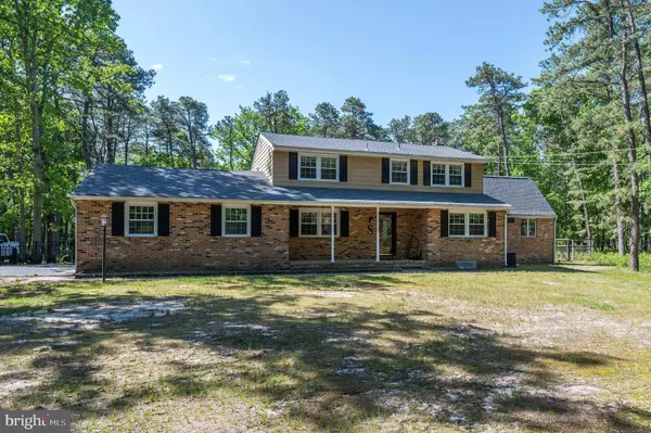 16 SAW MILL RD, Medford, NJ 08055