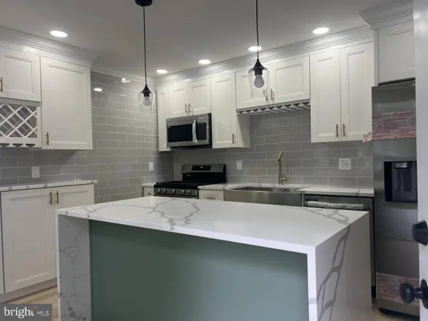 63 BAKER BLVD, Marlton, NJ 08053
